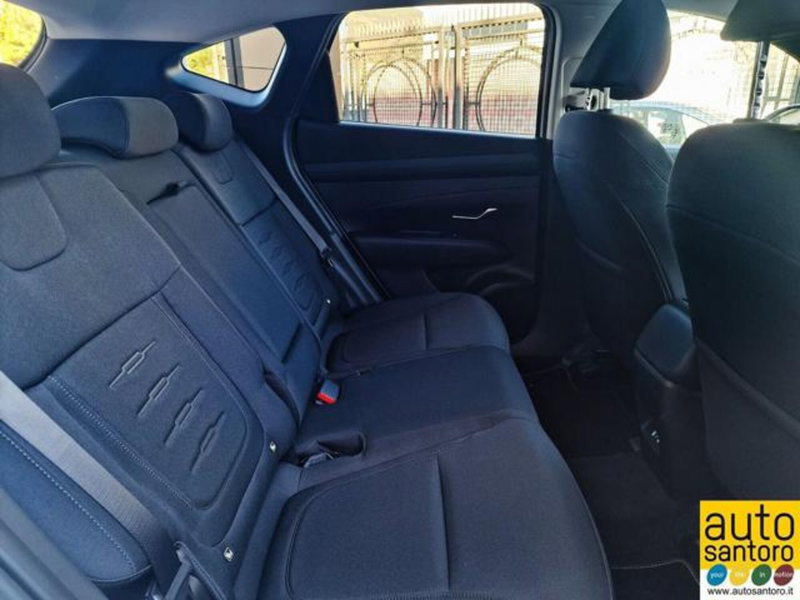 Hyundai Tucson nuova a Salerno (18)
