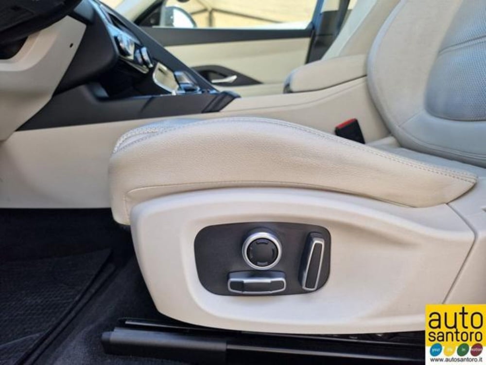 Jaguar E-Pace usata a Salerno (13)