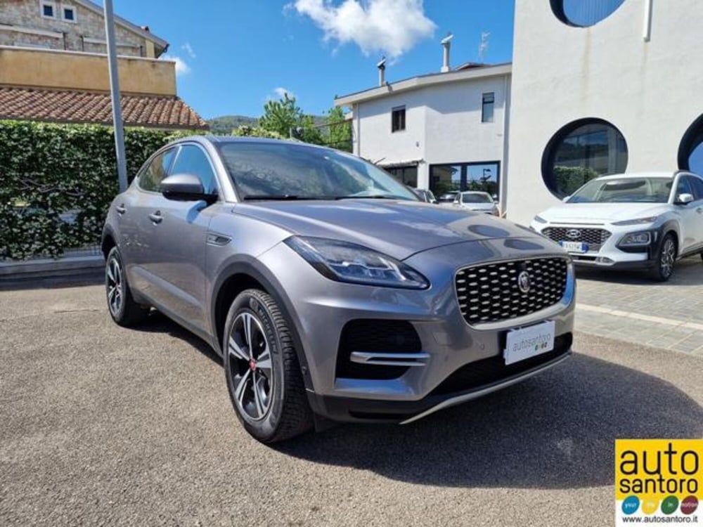 Jaguar E-Pace usata a Salerno (3)