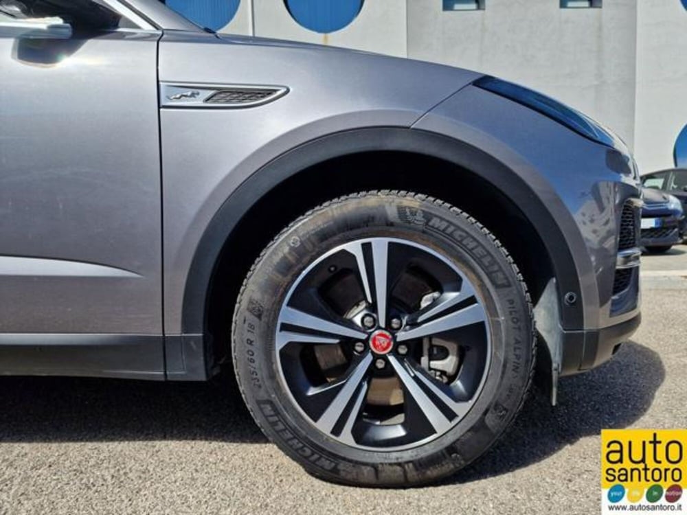 Jaguar E-Pace usata a Salerno (4)