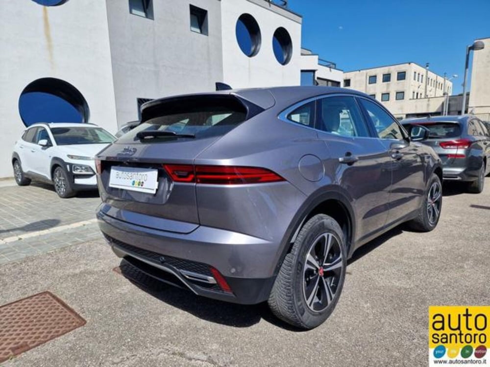 Jaguar E-Pace usata a Salerno (6)