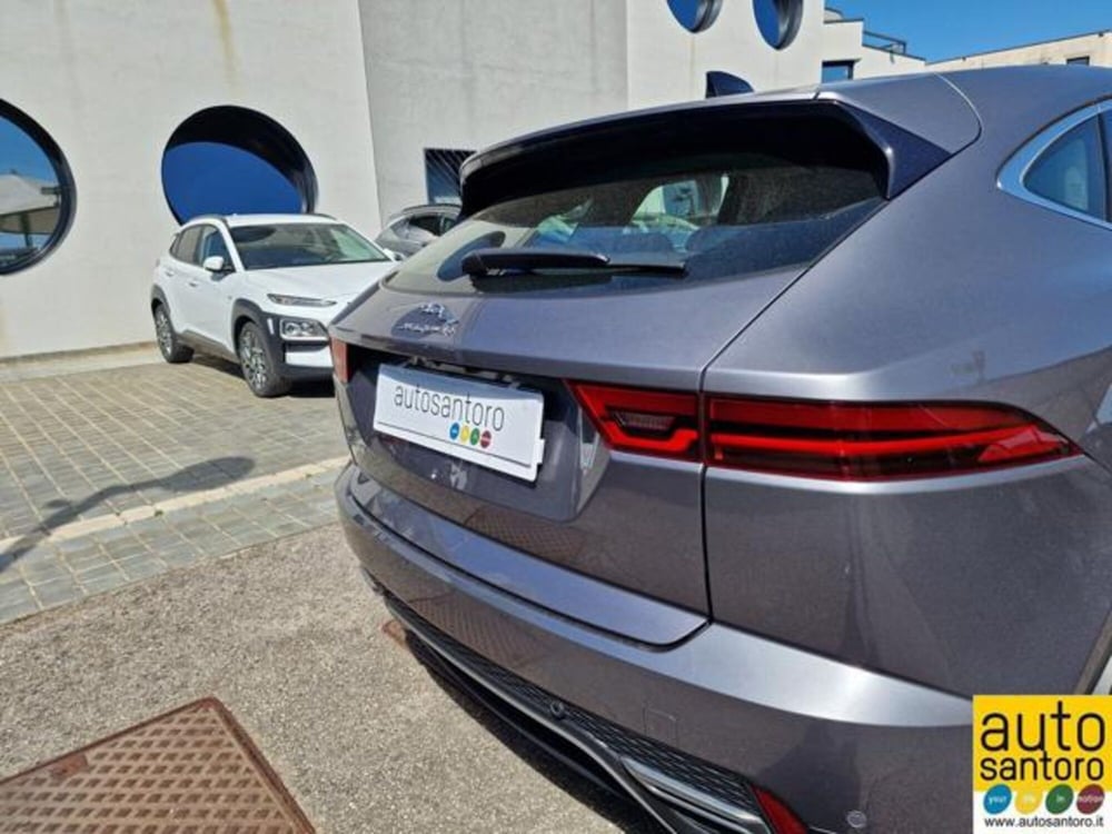 Jaguar E-Pace usata a Salerno (7)