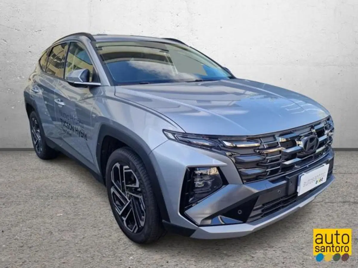 Hyundai Tucson nuova a Salerno (2)