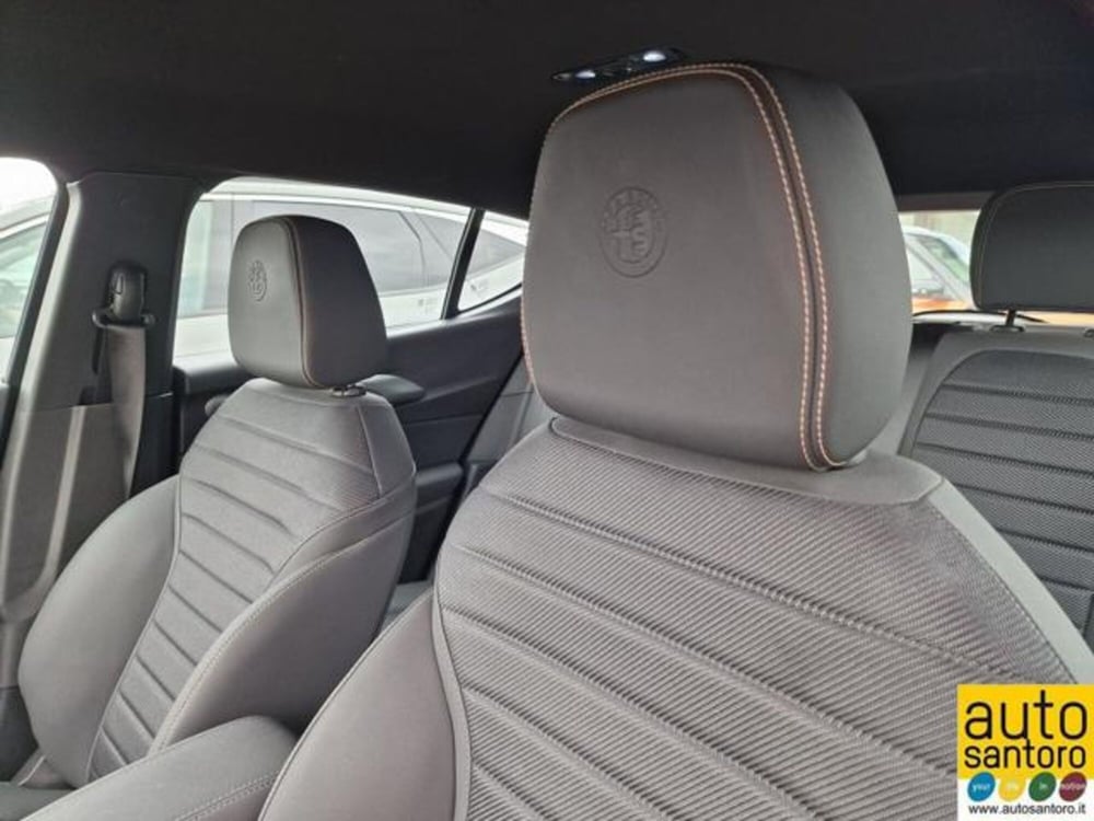 Alfa Romeo Tonale usata a Salerno (13)
