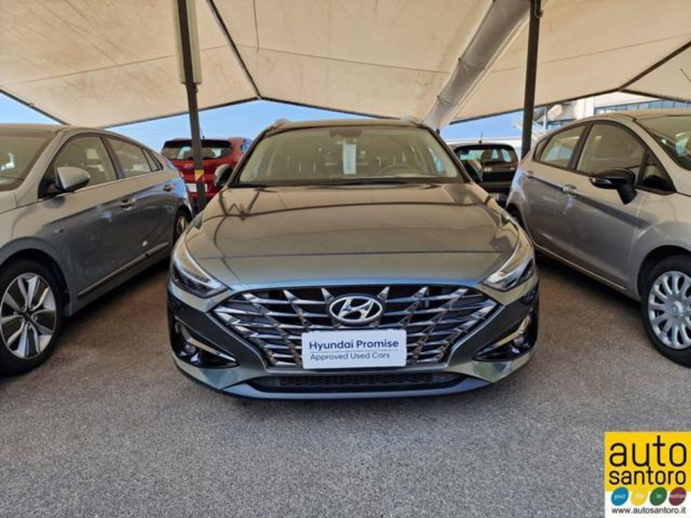 Hyundai i30 Station Wagon nuova a Salerno (2)