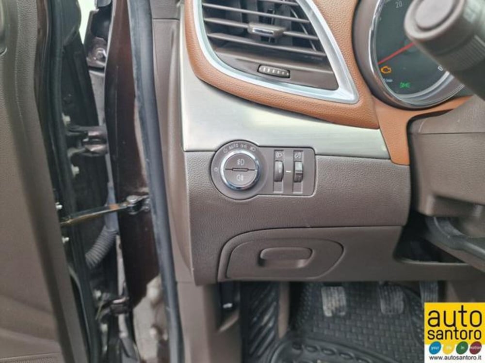 Opel Mokka usata a Salerno (13)