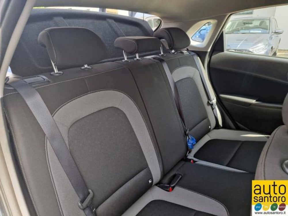 Hyundai Kona usata a Salerno (20)