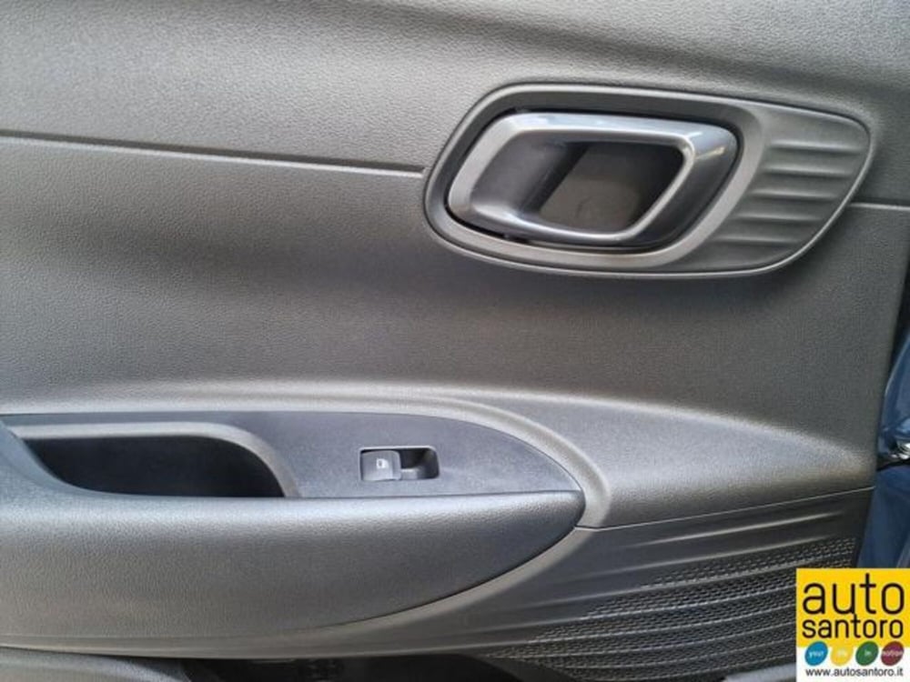 Hyundai Bayon nuova a Salerno (16)