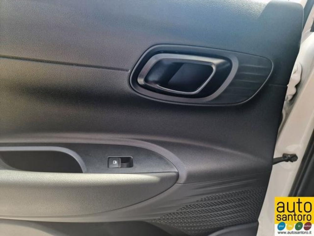 Hyundai Bayon usata a Salerno (16)