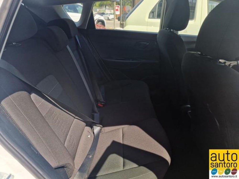 Hyundai Bayon usata a Salerno (18)