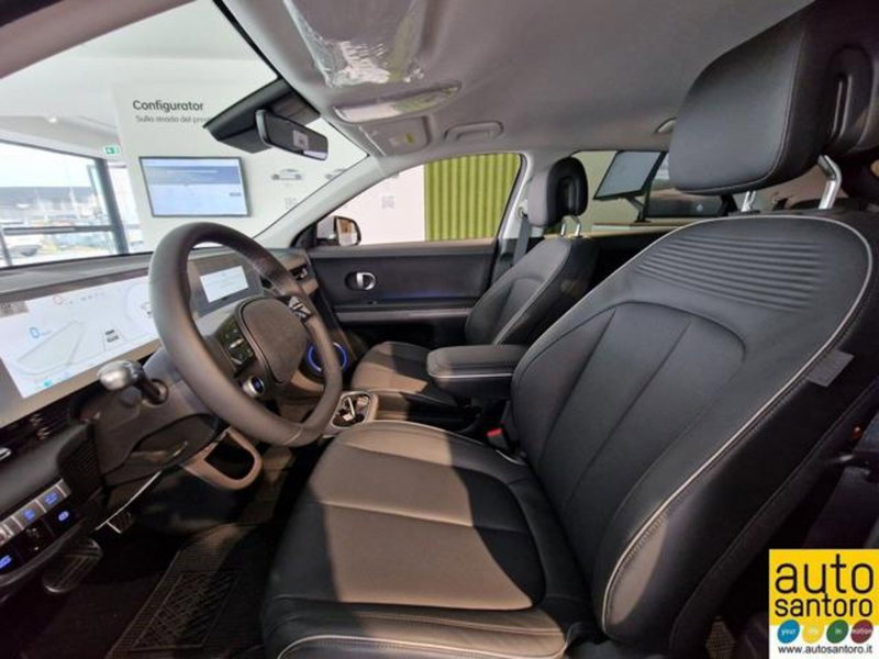 Hyundai Ioniq 5 nuova a Salerno (9)