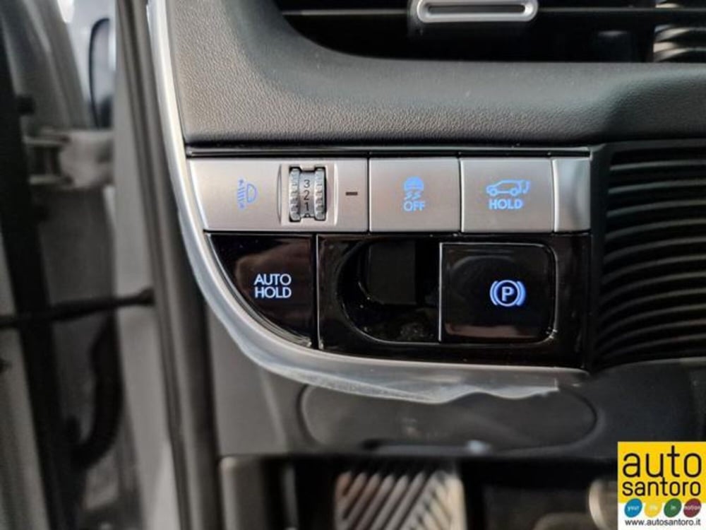 Hyundai Ioniq 5 nuova a Salerno (16)