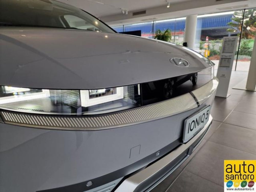 Hyundai Ioniq 5 nuova a Salerno (4)