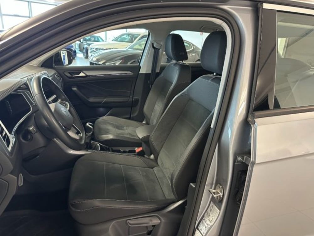 Volkswagen T-Roc usata a Cuneo (11)