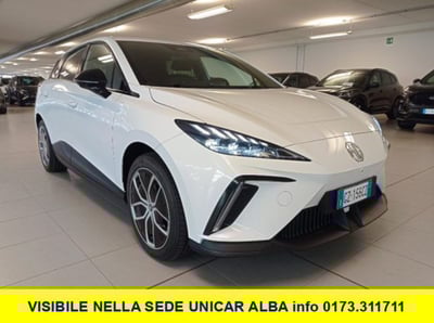 Mg MG4 MG4 Luxury 64 KWh del 2025 usata a Alba