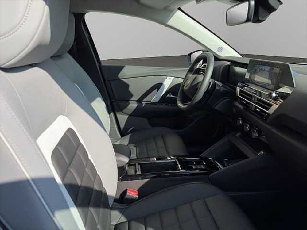Citroen C4 nuova a Vibo Valentia (10)