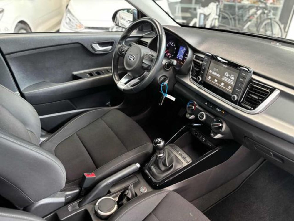 Kia Rio usata a Pesaro-Urbino (11)