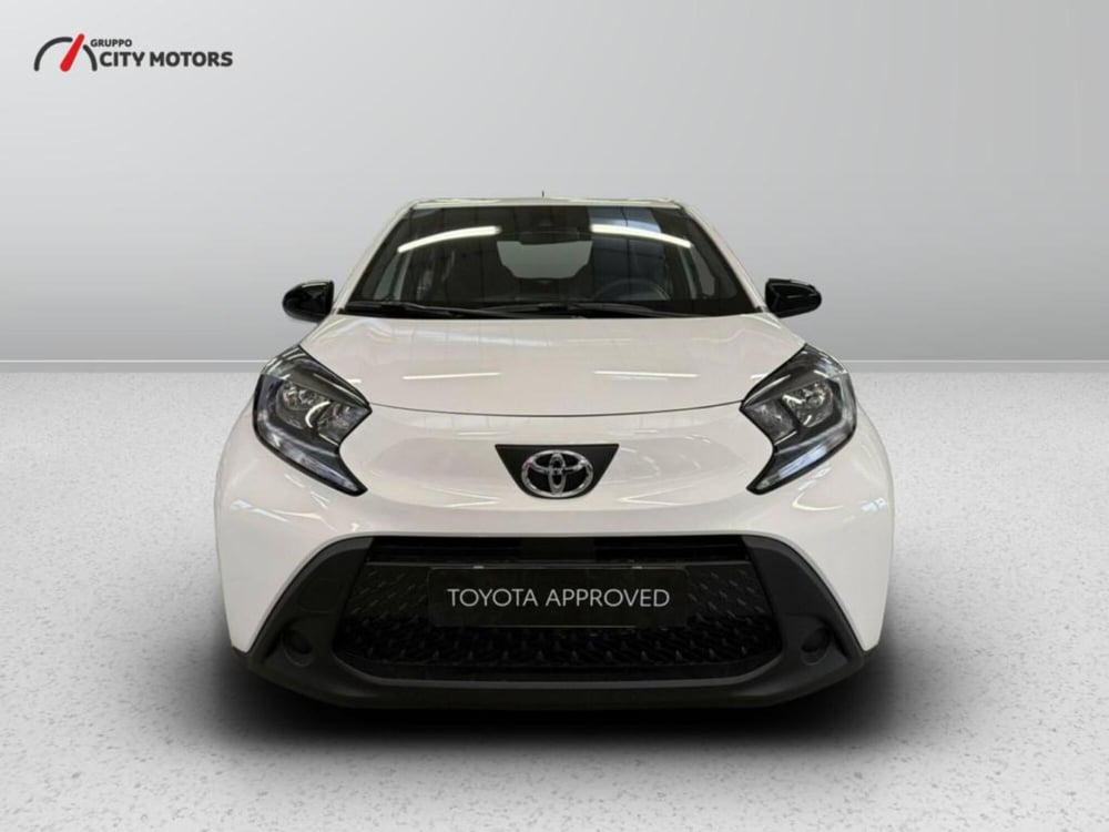 Toyota Aygo X nuova a Monza e Brianza (2)