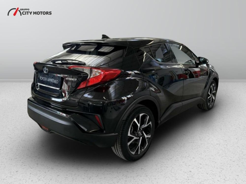 Toyota Toyota C-HR usata a Monza e Brianza (7)
