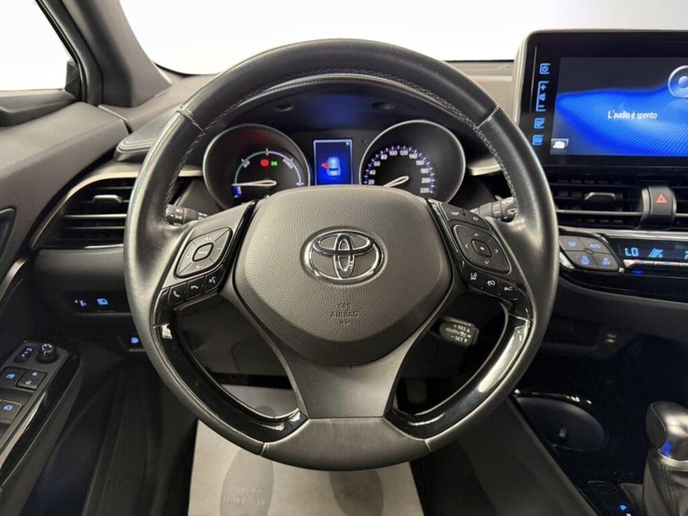 Toyota Toyota C-HR usata a Monza e Brianza (8)