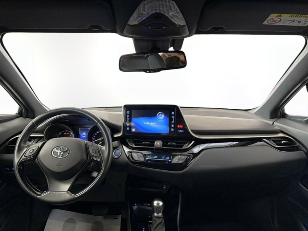 Toyota Toyota C-HR usata a Monza e Brianza (9)