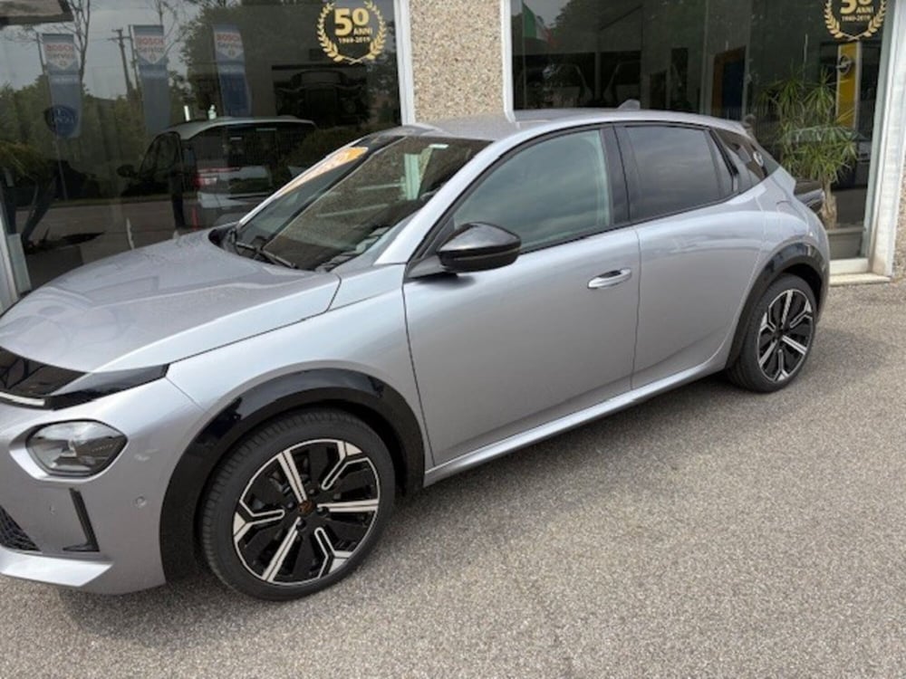 Lancia Ypsilon nuova a Varese (10)