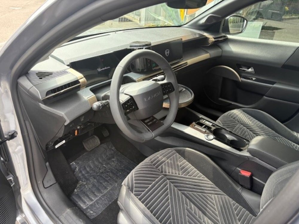 Lancia Ypsilon nuova a Varese (11)