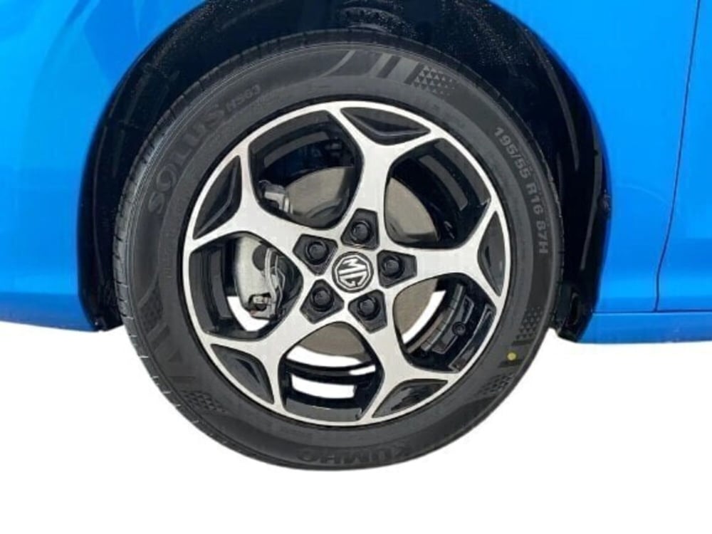 Mg MG3 nuova a Napoli (4)