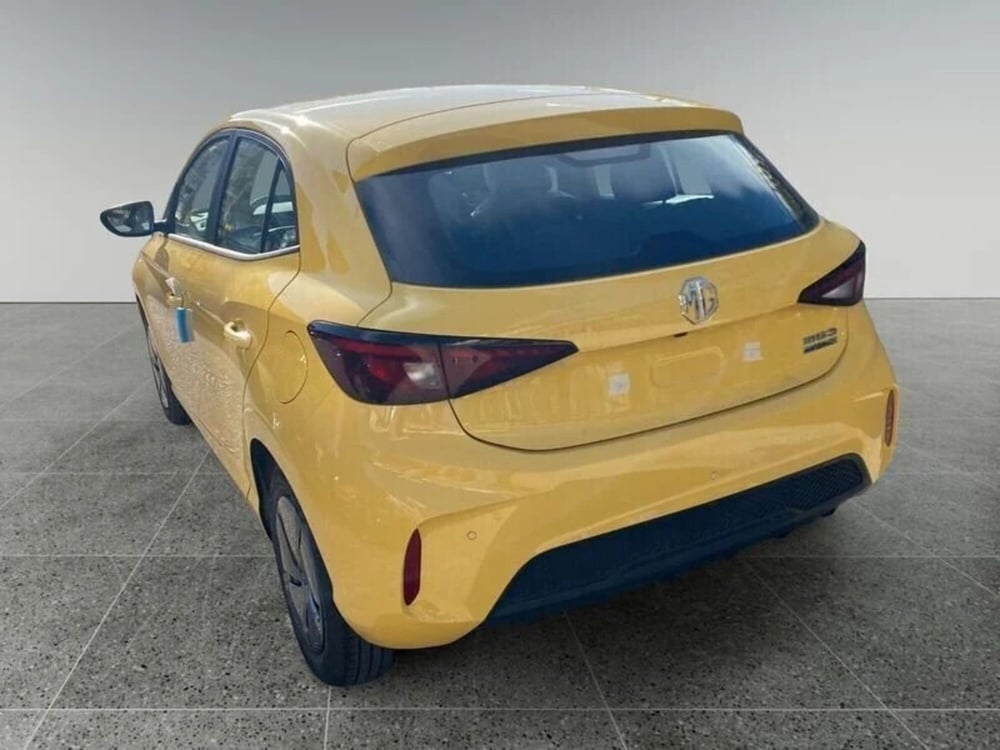 Mg MG3 nuova a Napoli (5)