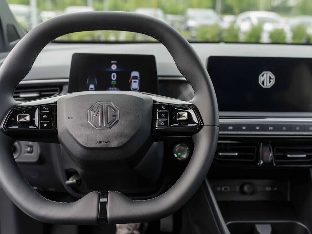 Mg MG3 nuova a Napoli (9)