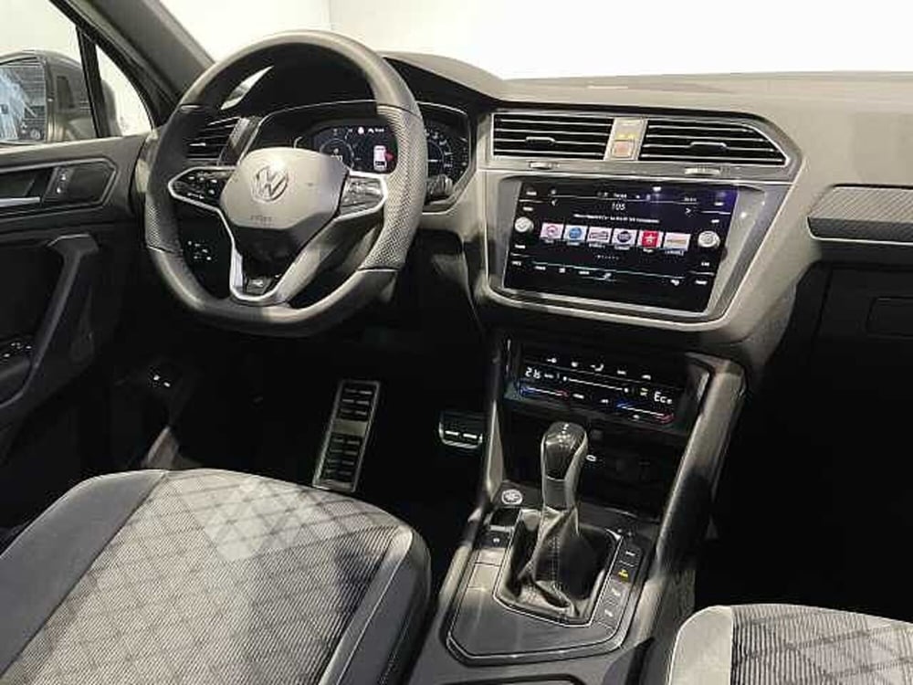 Volkswagen Tiguan nuova a Ravenna (6)