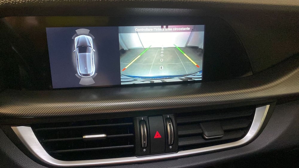Alfa Romeo Stelvio usata a Bergamo (12)