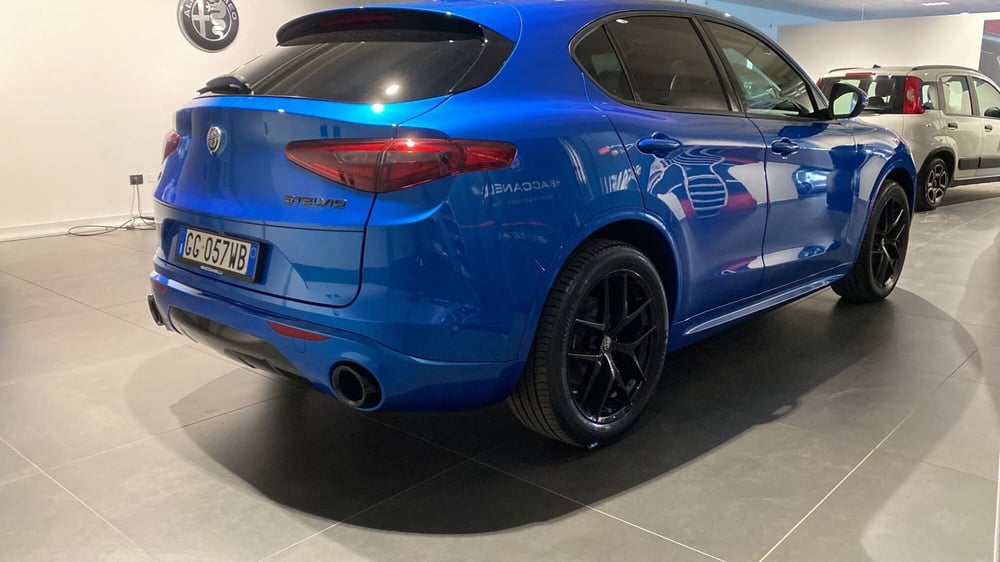 Alfa Romeo Stelvio usata a Bergamo (4)