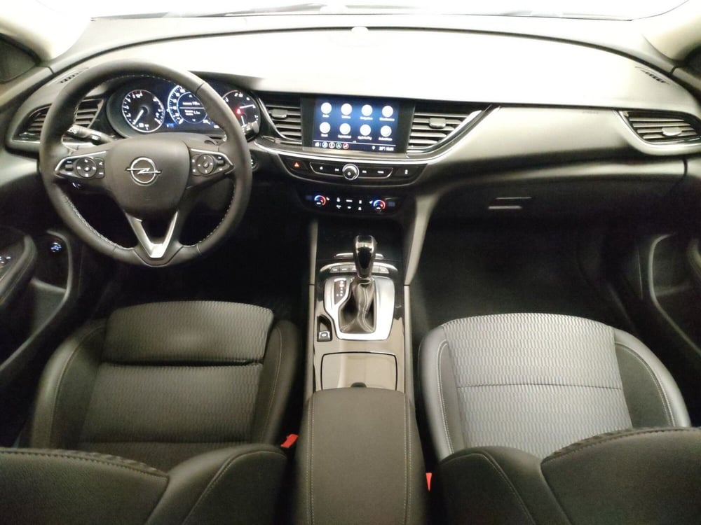 Opel Insignia Station Wagon usata a L'Aquila (16)