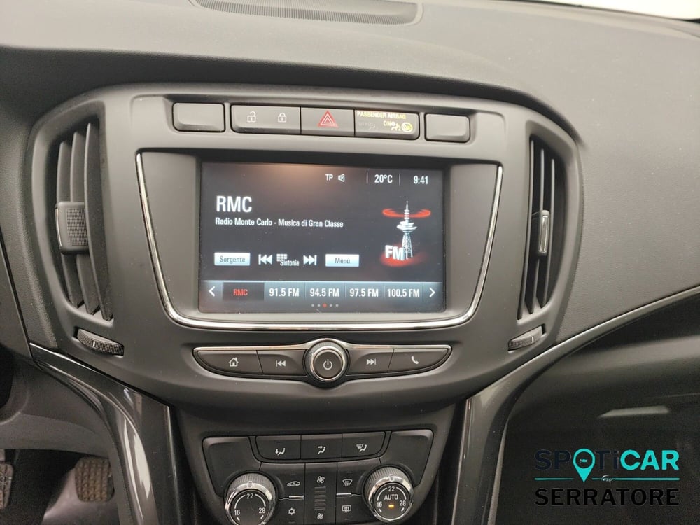 Opel Zafira usata a Como (11)