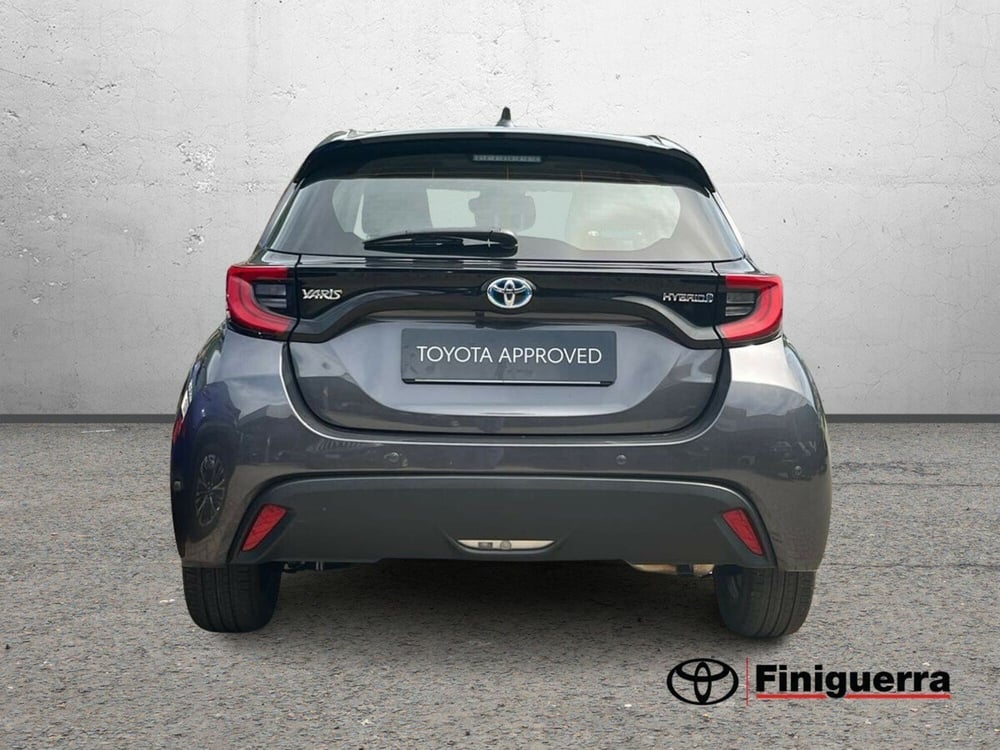 Toyota Yaris usata a Sondrio (4)