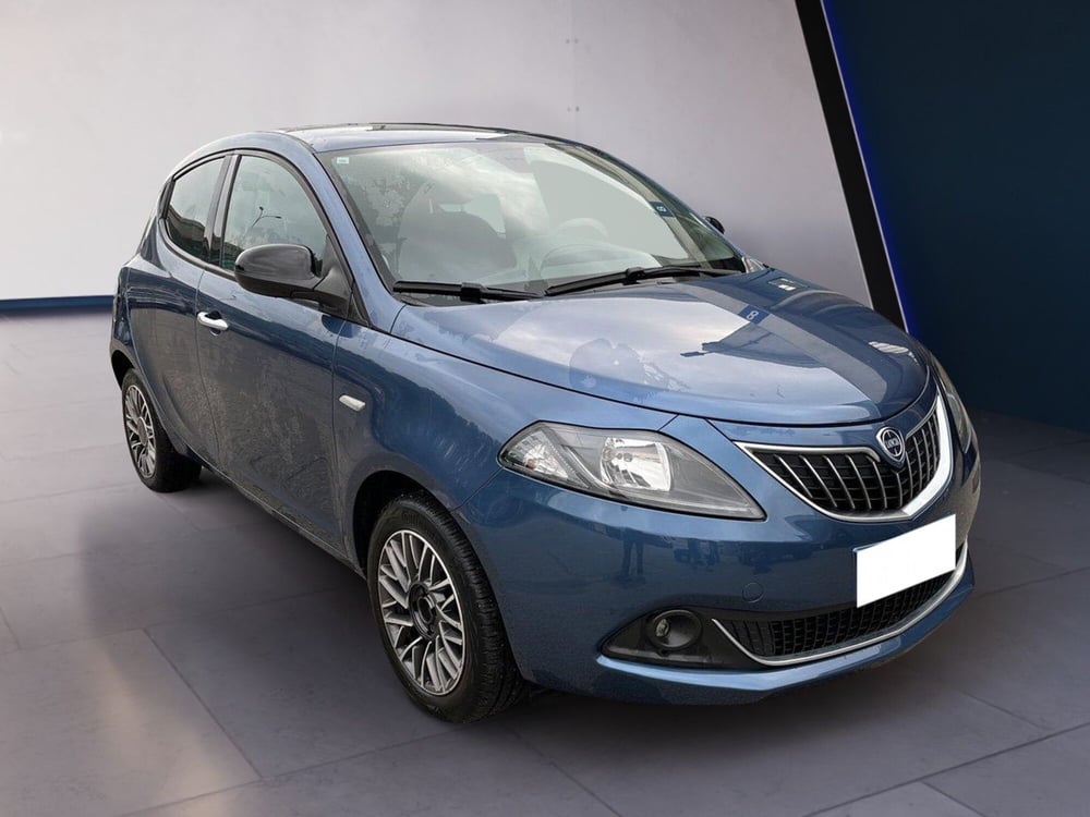 Lancia Ypsilon usata a Torino (3)
