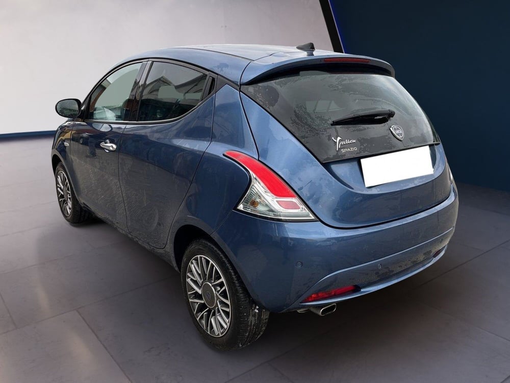 Lancia Ypsilon usata a Torino (5)