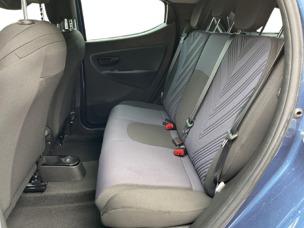 Lancia Ypsilon usata a Torino (9)