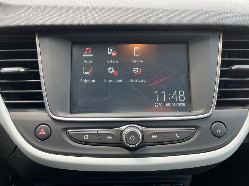 Opel Crossland X usata a Torino (13)