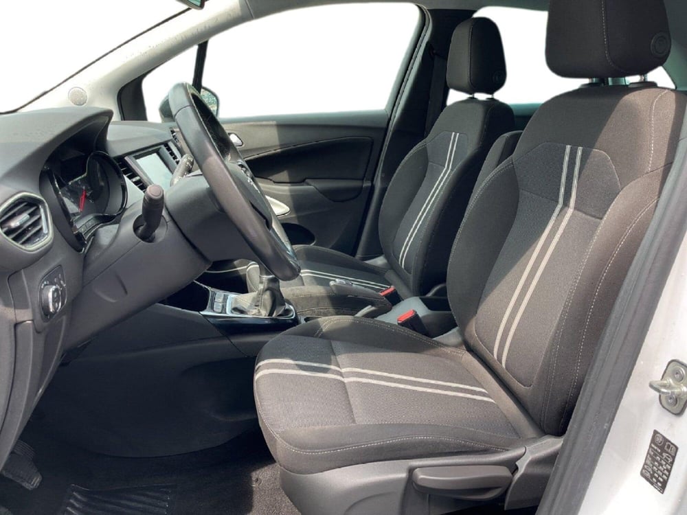 Opel Crossland X usata a Torino (9)