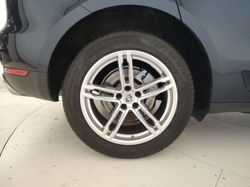 Porsche Macan usata a Alessandria (14)