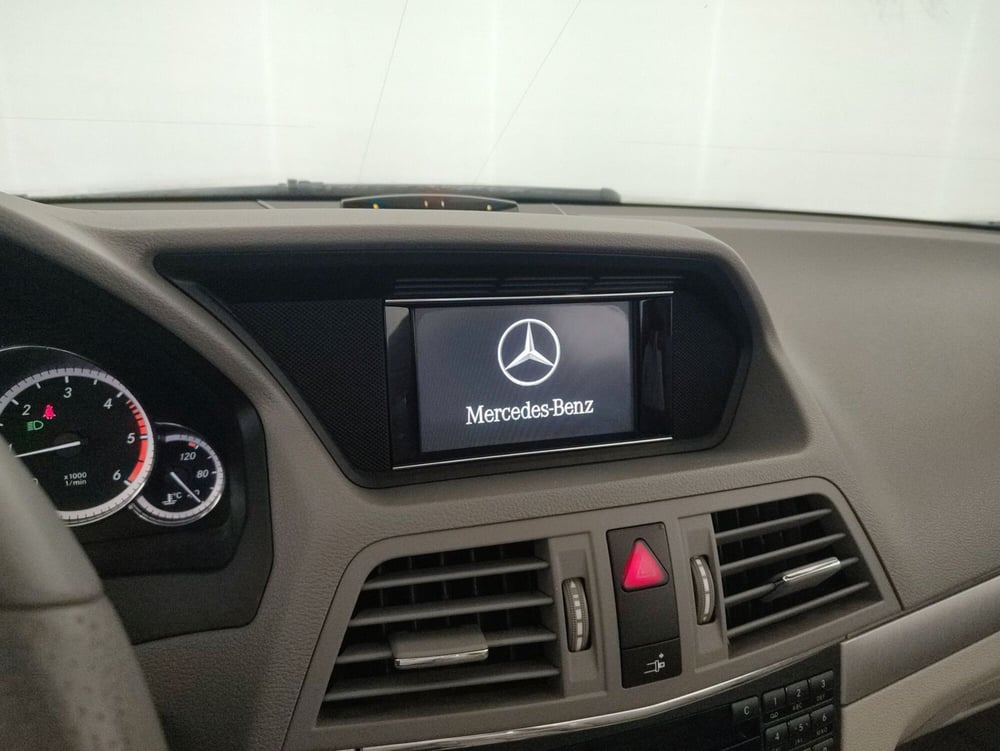 Mercedes-Benz Classe E Cabrio usata a Alessandria (12)