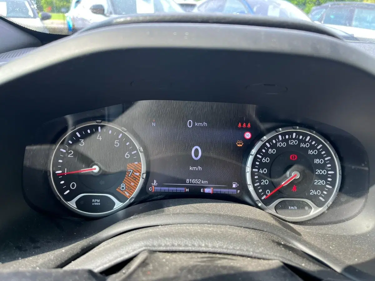 Jeep Renegade usata a Milano (19)