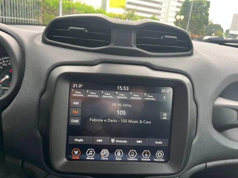 Jeep Renegade usata a Milano (17)