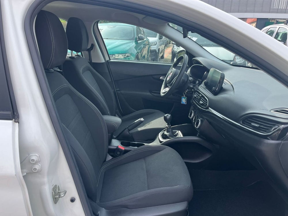 Fiat Tipo Station Wagon usata a Milano (12)