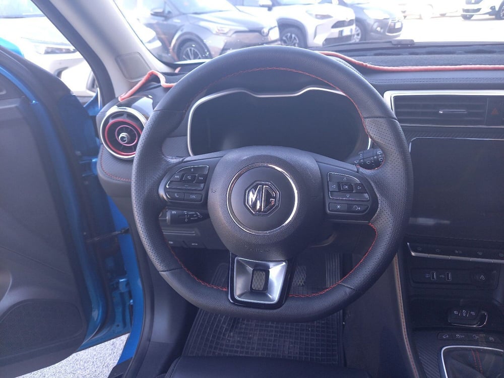 Mg ZS (2021-->) usata a Ragusa (10)
