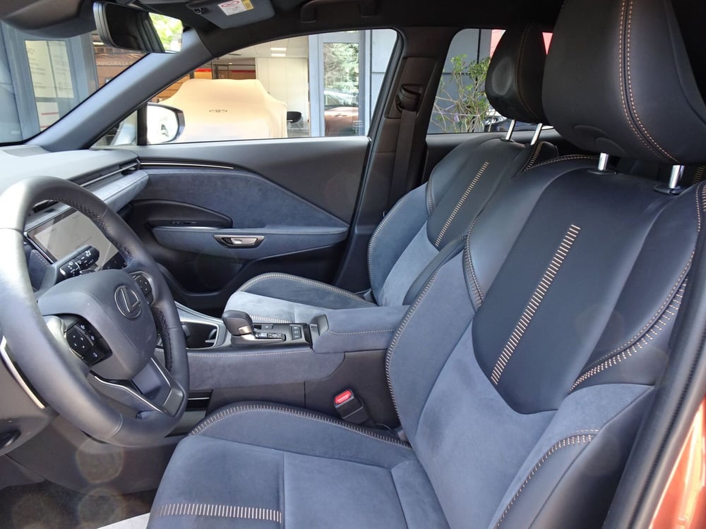 Lexus LBX usata a Treviso (9)