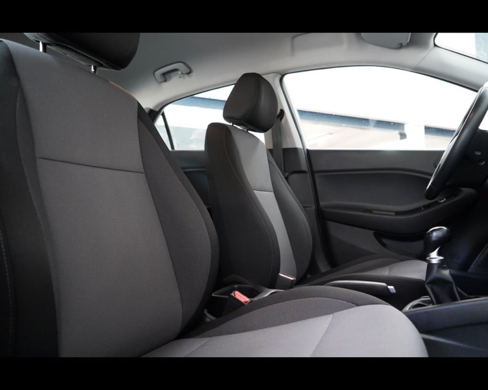 Hyundai i20 usata a Venezia (12)