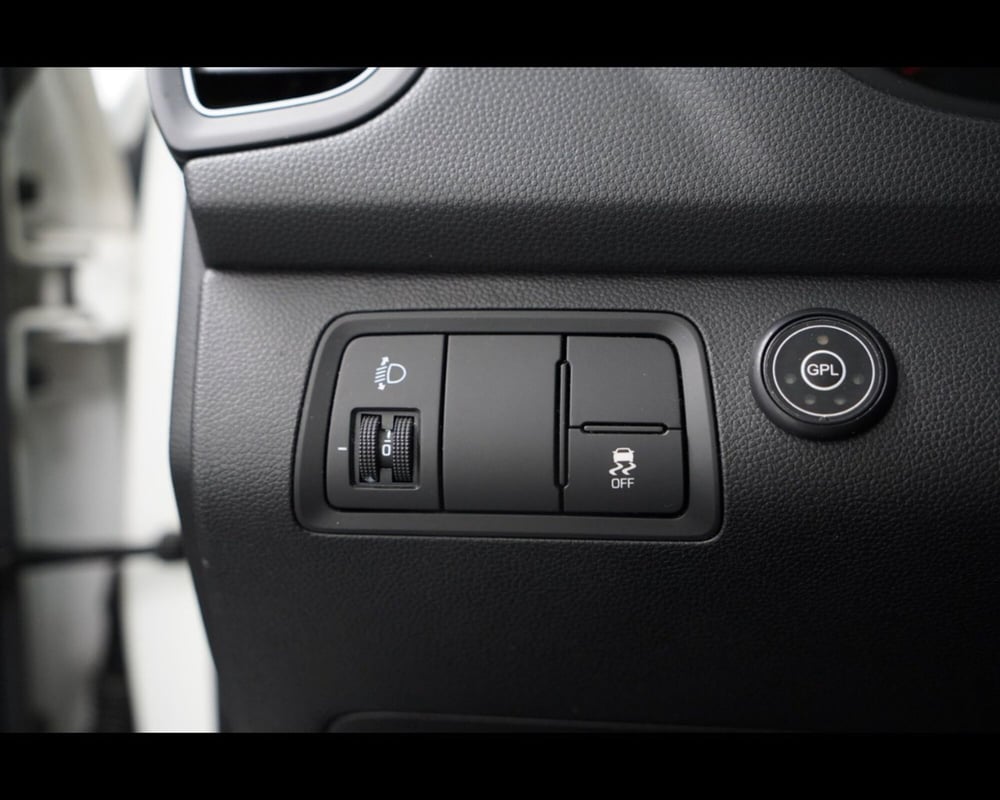 Hyundai i20 usata a Venezia (18)